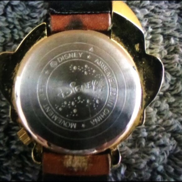 Vintage Timex Disney Dopey seven dwarfs watch w/ /NEW BATTERY - Picture 6 of 6